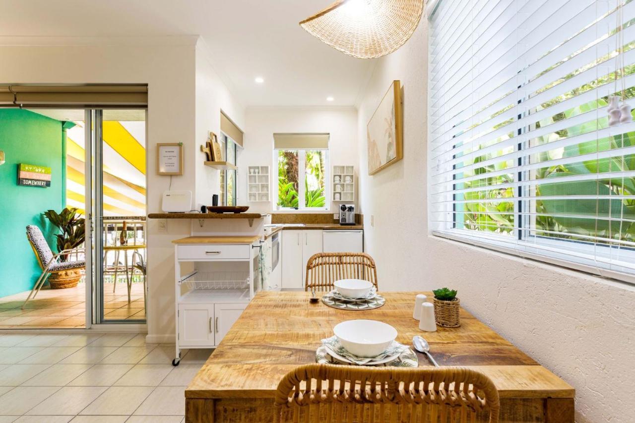 Oasis Luxe On Macrossan Street - Stylish Residence Порт Дъглас Екстериор снимка