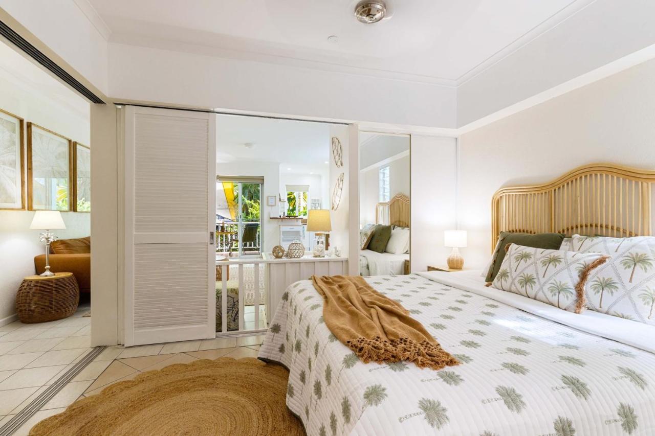 Oasis Luxe On Macrossan Street - Stylish Residence Порт Дъглас Екстериор снимка